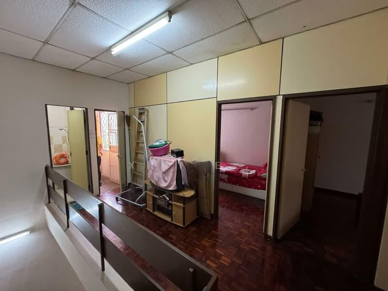 Bukit Dumbar Double Storey Terrace - 4