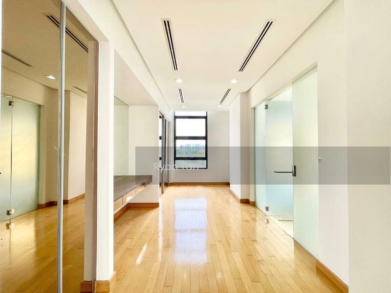 Gallery @ U-Thant - 4