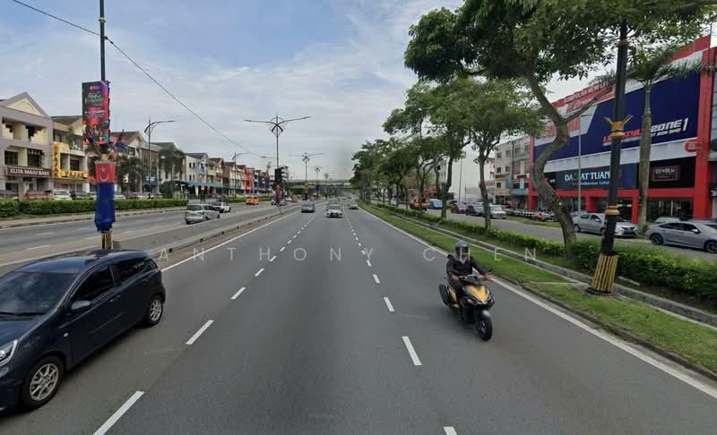 Bandar Baru Uda 4 Storey Shops for sale - 2