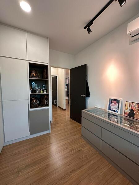 Larkin Residence - 3