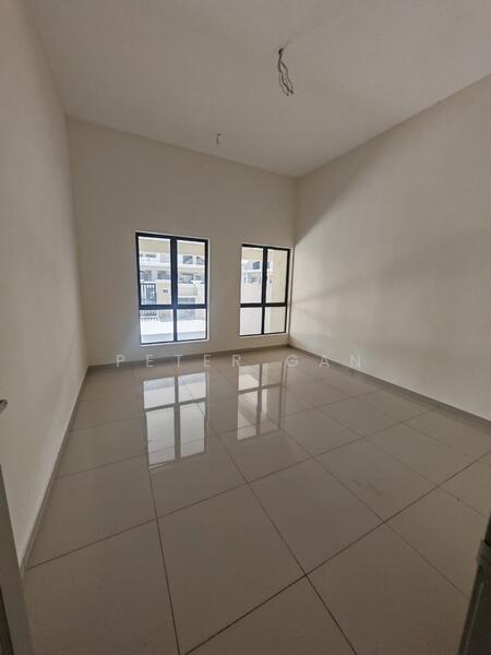 Perak Langkap Single Storey Semi D - 4