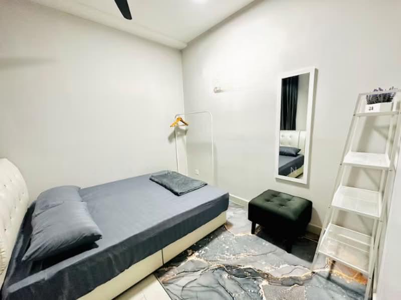 Alanis Residence - 4