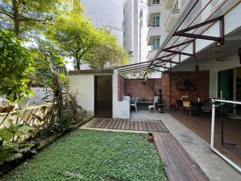 Riana Green East - 3