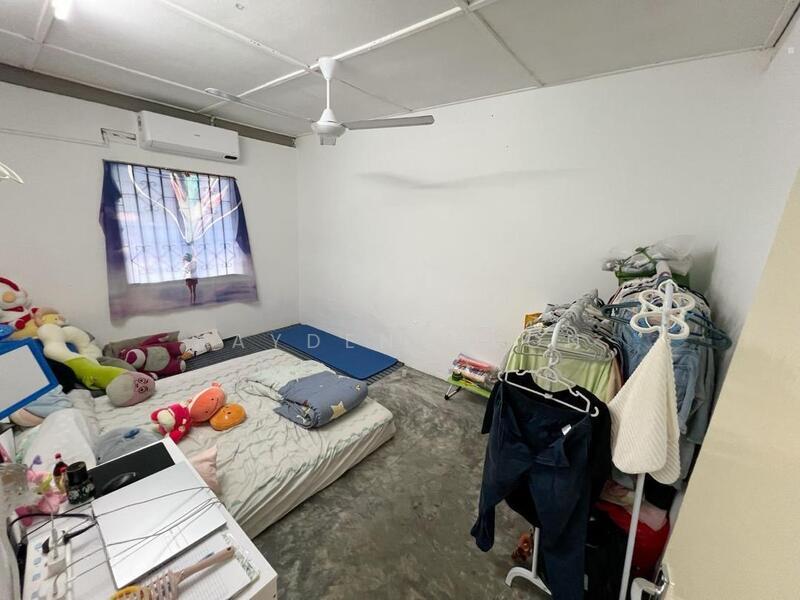 Taman Universiti Low Cost Terrace House - 5