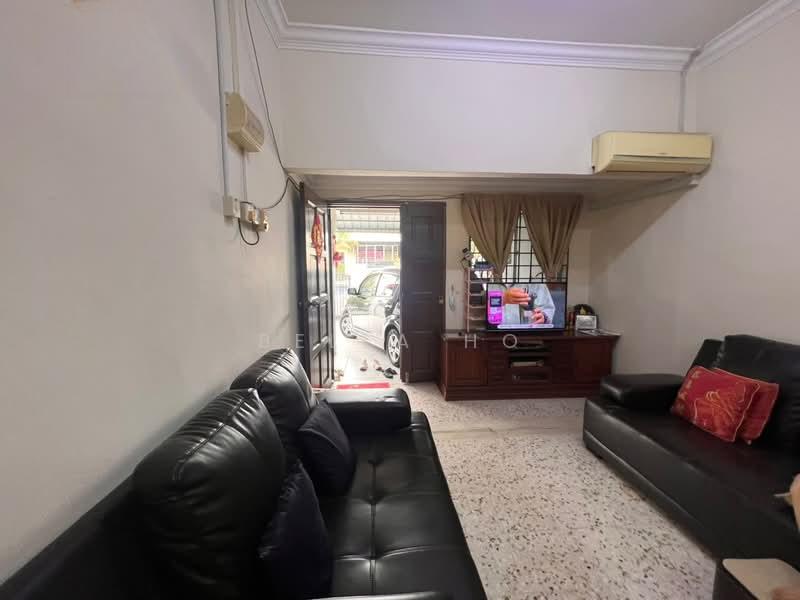 Jalan bunga raya Taman Sri Kulai baru kulai - 1