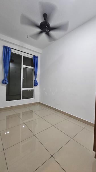 M Condominium @ Larkin - 4