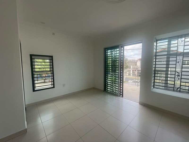 Taman Scientex Senai - 5