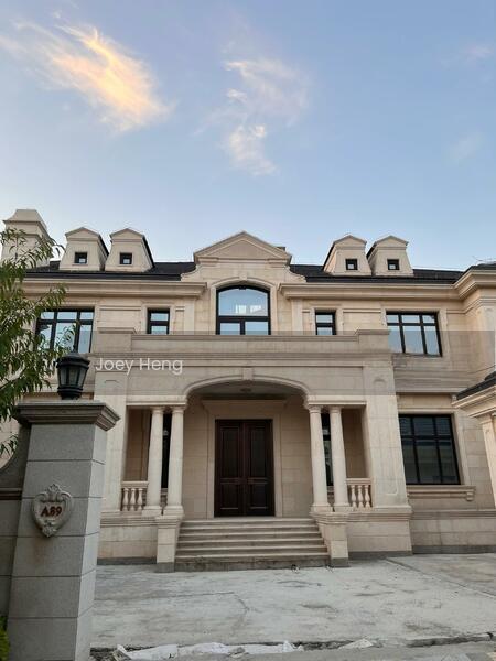 SEREMBAN 2-STY | Rumah Eksklusif 35x70 | Rumah Taman Hijau Low Density - 4