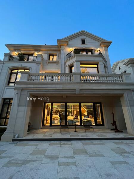 SEREMBAN 2-STY | Rumah Eksklusif 35x70 | Rumah Taman Hijau Low Density - 5