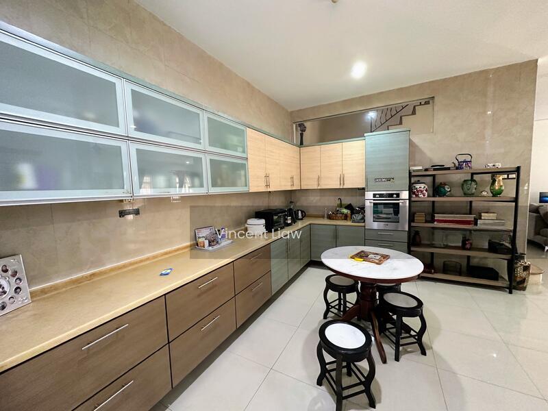 Damansara Legenda - 4