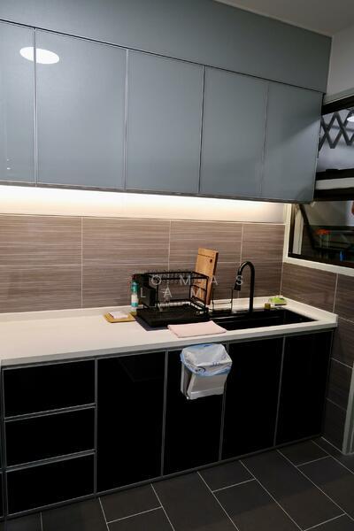 Admiral Residences - 4