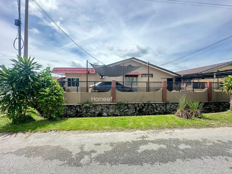 (CORNER LOT) Teres 1 Tingkat - Taman Mahsuri - Bandar Darulaman - 2