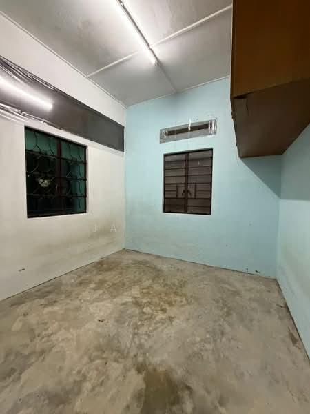 Taman Free School P Ramlee 1 Storey Semi-D - For Sale - 5