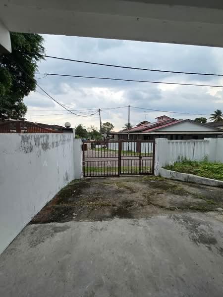 Taman Johor Jaya @ Single Storey Terrace House - 2