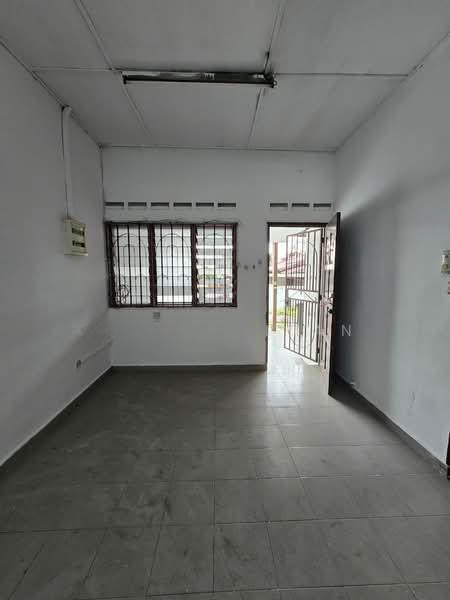 Taman Johor Jaya @ Single Storey Terrace House - 1