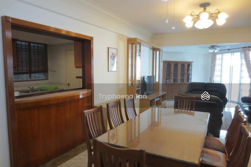 Petrie Condominium - 1