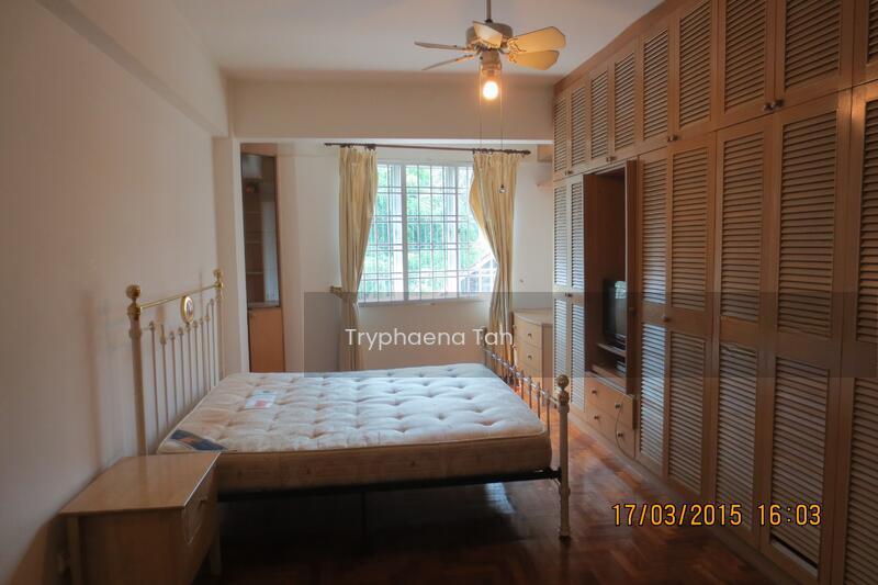 Petrie Condominium - 3