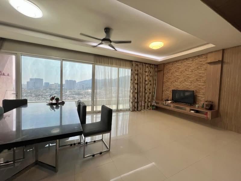 Central Park condominium - 3