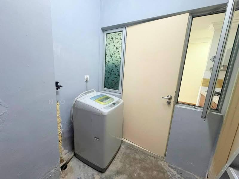 Metropolitan Square - 5