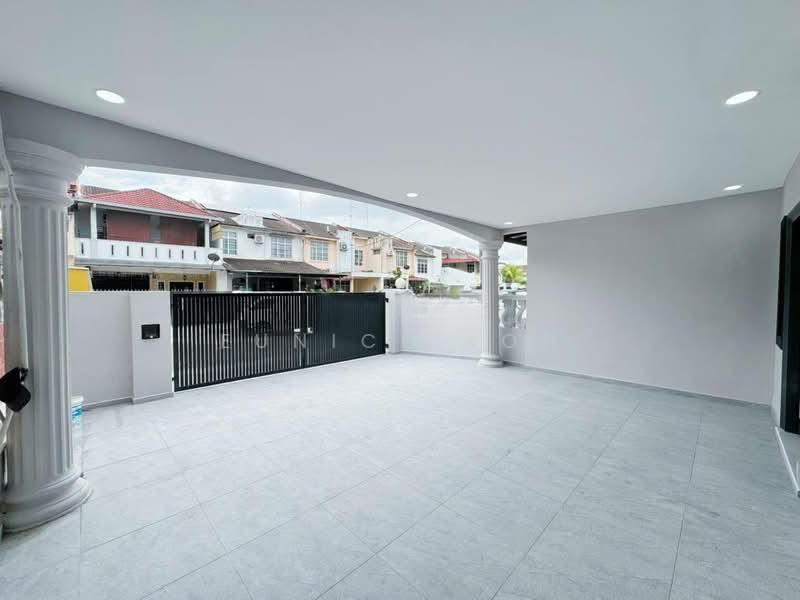 Taman Puteri Wangsa - 4