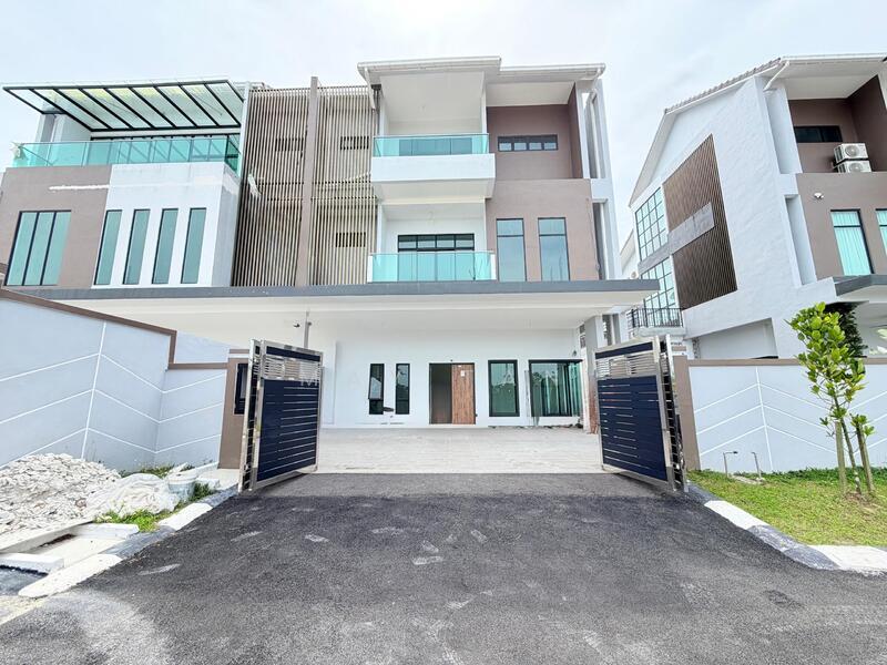 Taman gunung selatan - 1