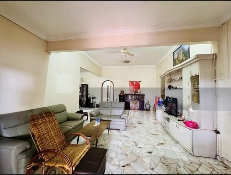 Taman Johor Jaya - 4