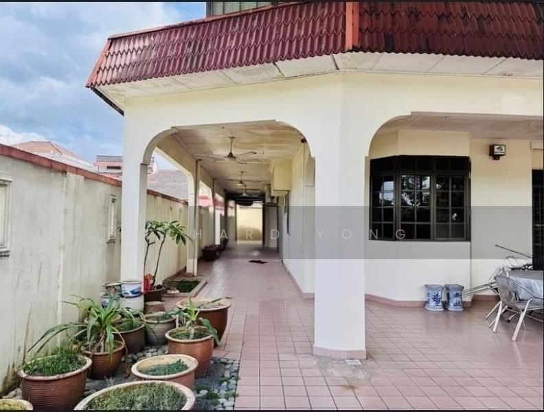 Taman Johor Jaya - 3