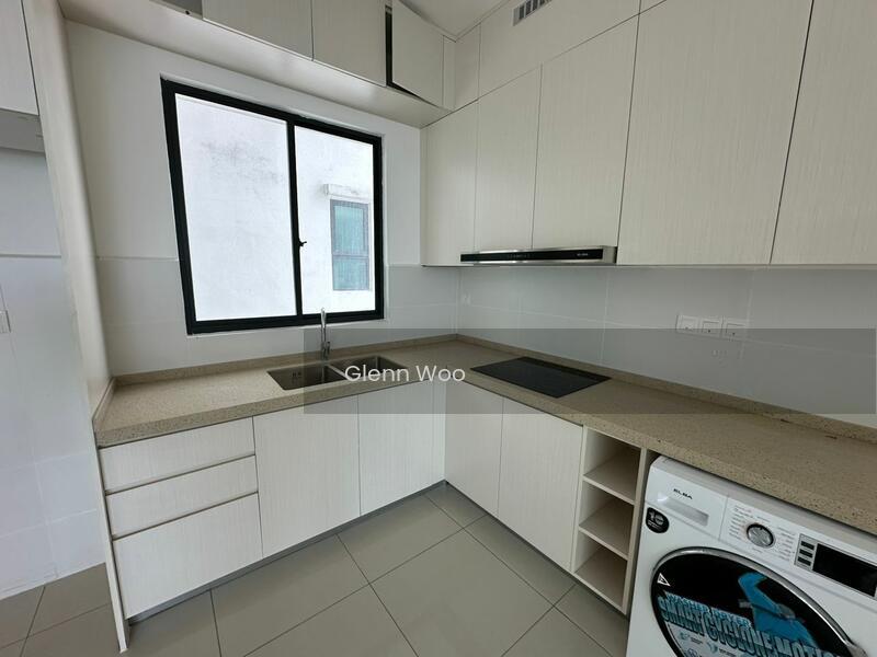 The M @ Medini Macrolink - 2