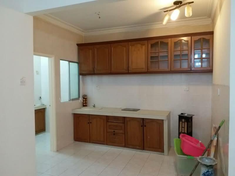 Platinum Hill PV 3 - 3