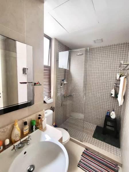Ara Hill Condominium - 2