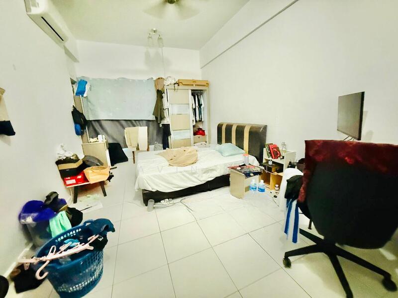 One World 2 (1-Sky) - 5