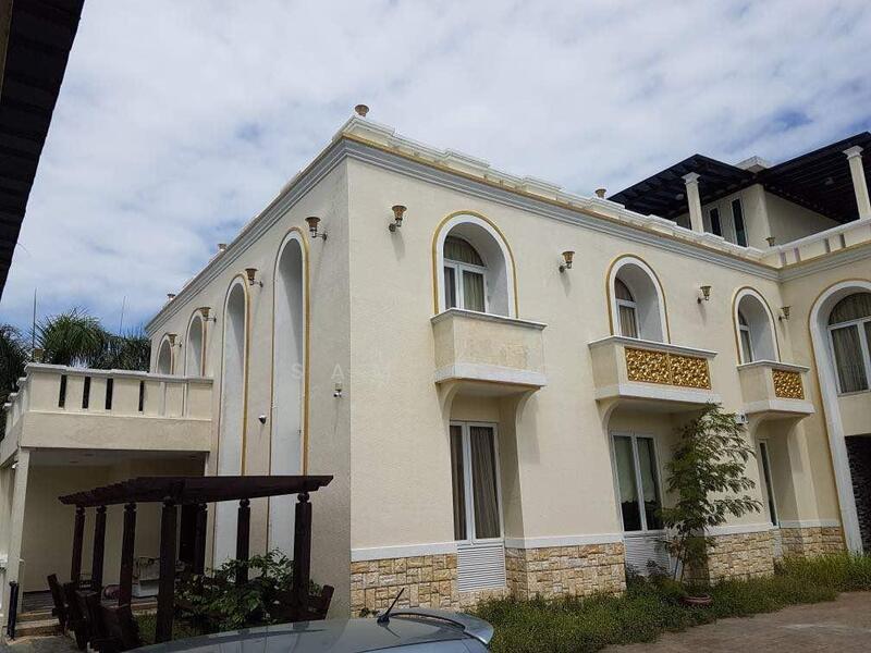 Country Heights - 4