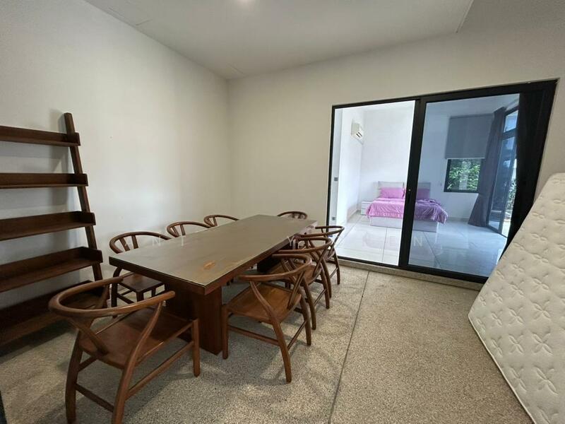 3 Storey Bunglow Horizon Hills for sale - 2