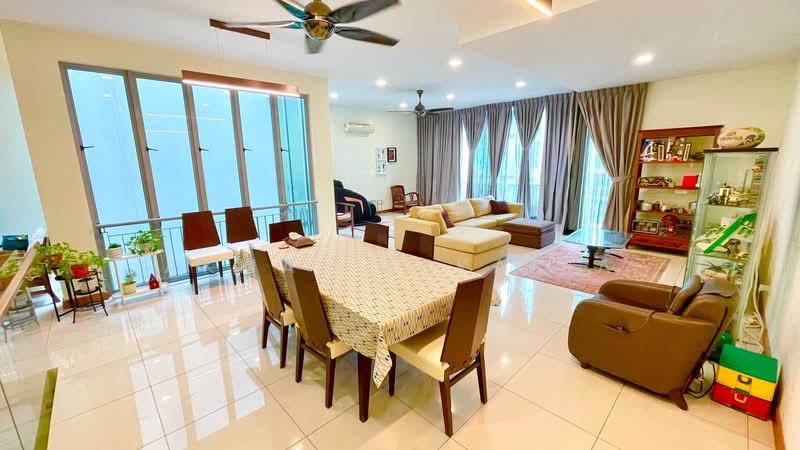 Schumann, Symphony Hills - 3