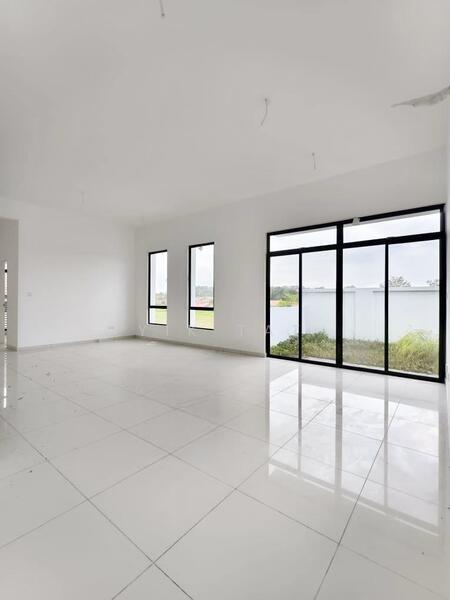 Desa Tebrau Desas Tebraus - 5