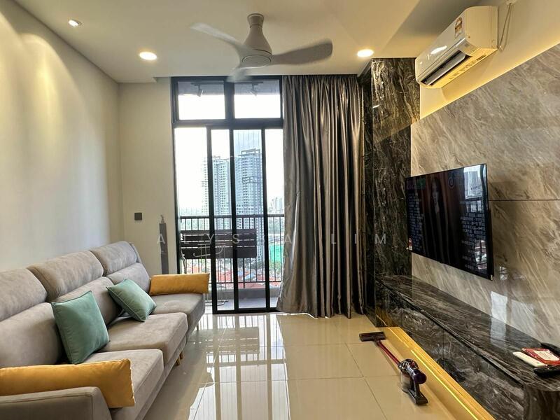 Twin Tower Residence - 1