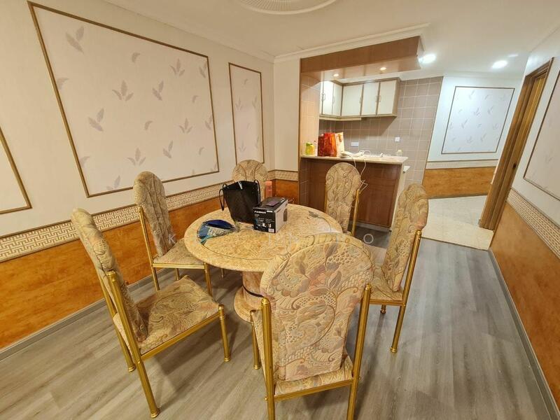 Awana Condominium - 4