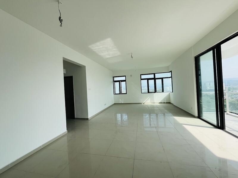 The Louvre @ Country Heights - 2