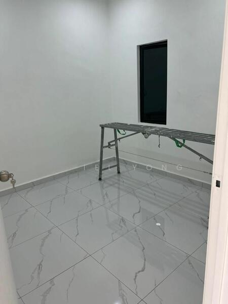1-storey Terraced House at Taman Senai Utama - 4