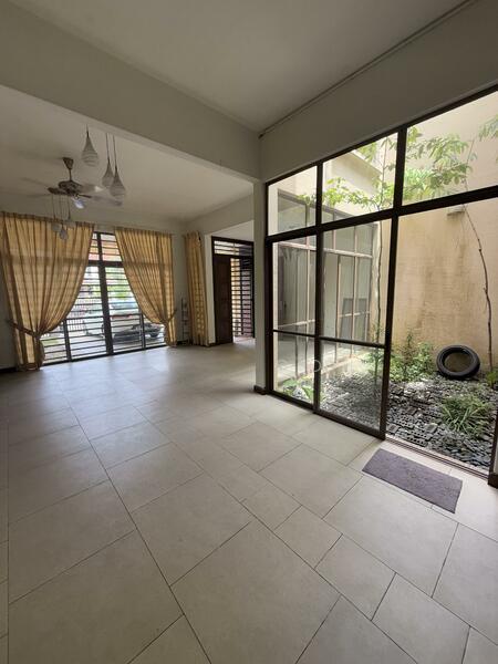 Bukit Jelutong Jalan Teratak U8/95F The Lagenda - 1