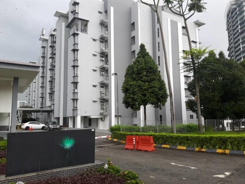 Cyberia Crescent 2 - 1