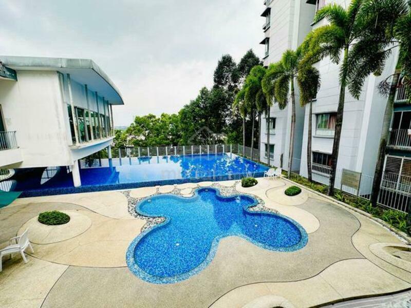 Cyberia Crescent 2 - 4