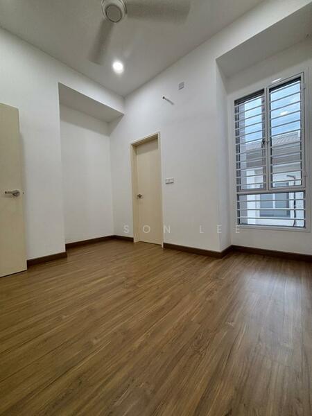 Garland Residence - 4