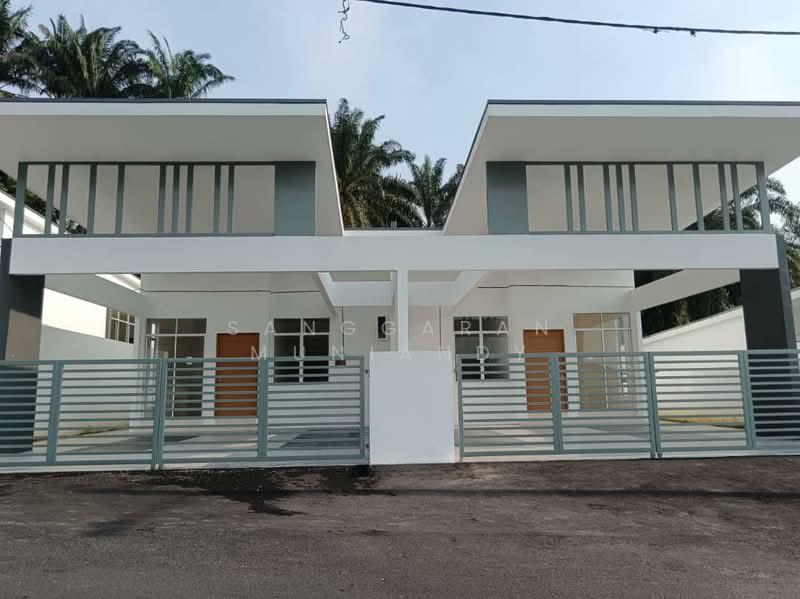 RUMAH BERKEMBAR SETINGKAT DI SERDANG - 3