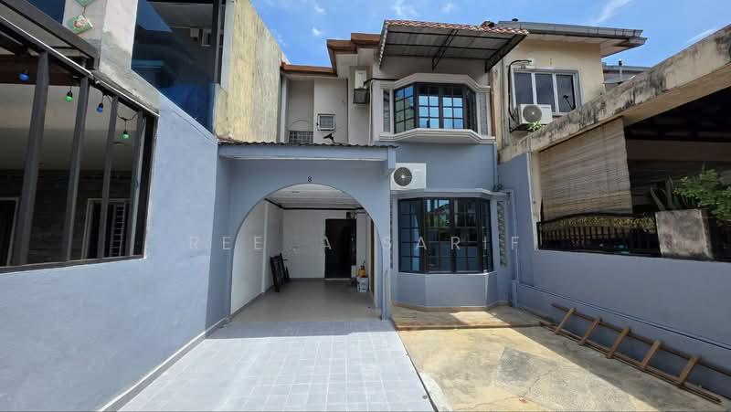 Double Storey Terrace Seksyen 8 Shah Alam - 1