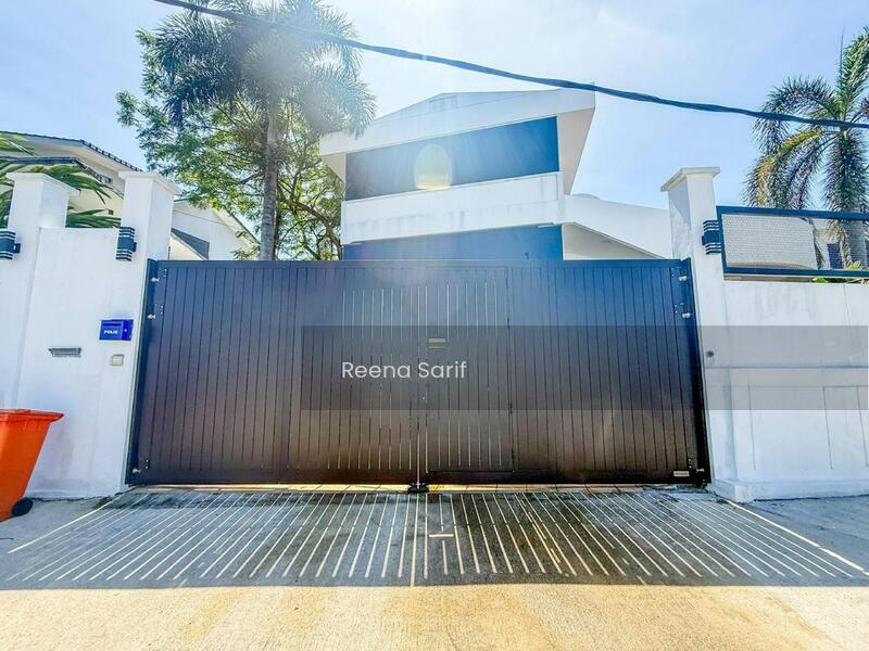 2.5 Storey Bungalow Kampung Tunku SS1 Petaling Jaya - 1