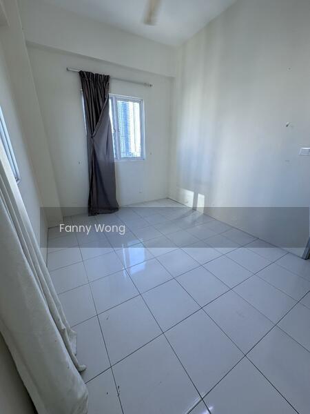 Straits Garden Residence - 4