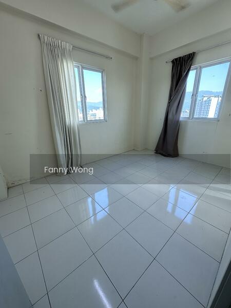 Straits Garden Residence - 5