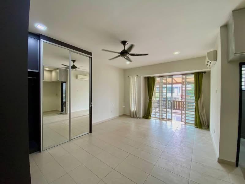Bangi Avenue - 2