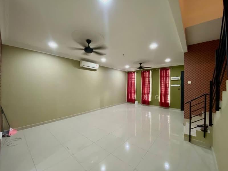 Bangi Avenue - 5